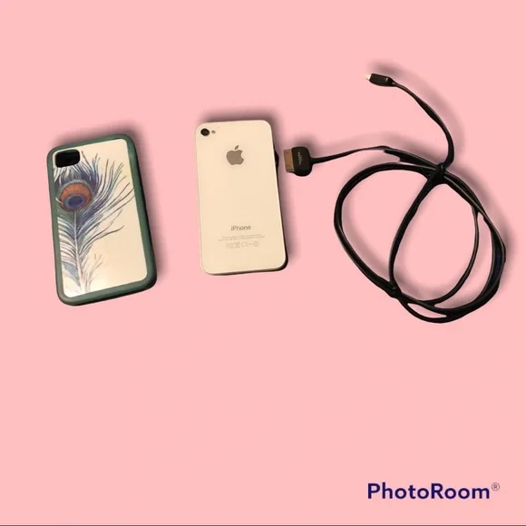 Apple iPhone 4s - 16GB - (Unlocked) A1387 (CDMA + GSM) / Phone Case & Charger!